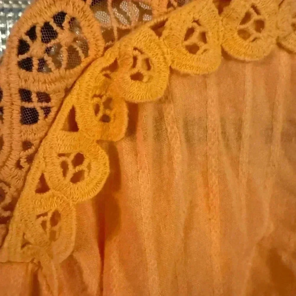 American eagle cotton top with lace accents ties in front orange size med NEW - Picture 3 of 6